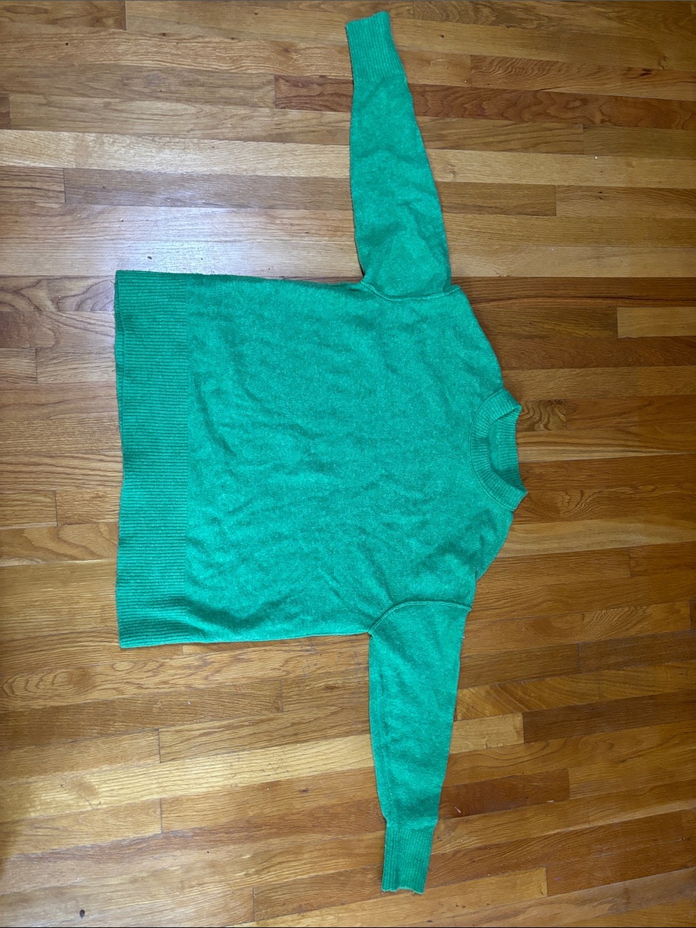 Green aerie sweater